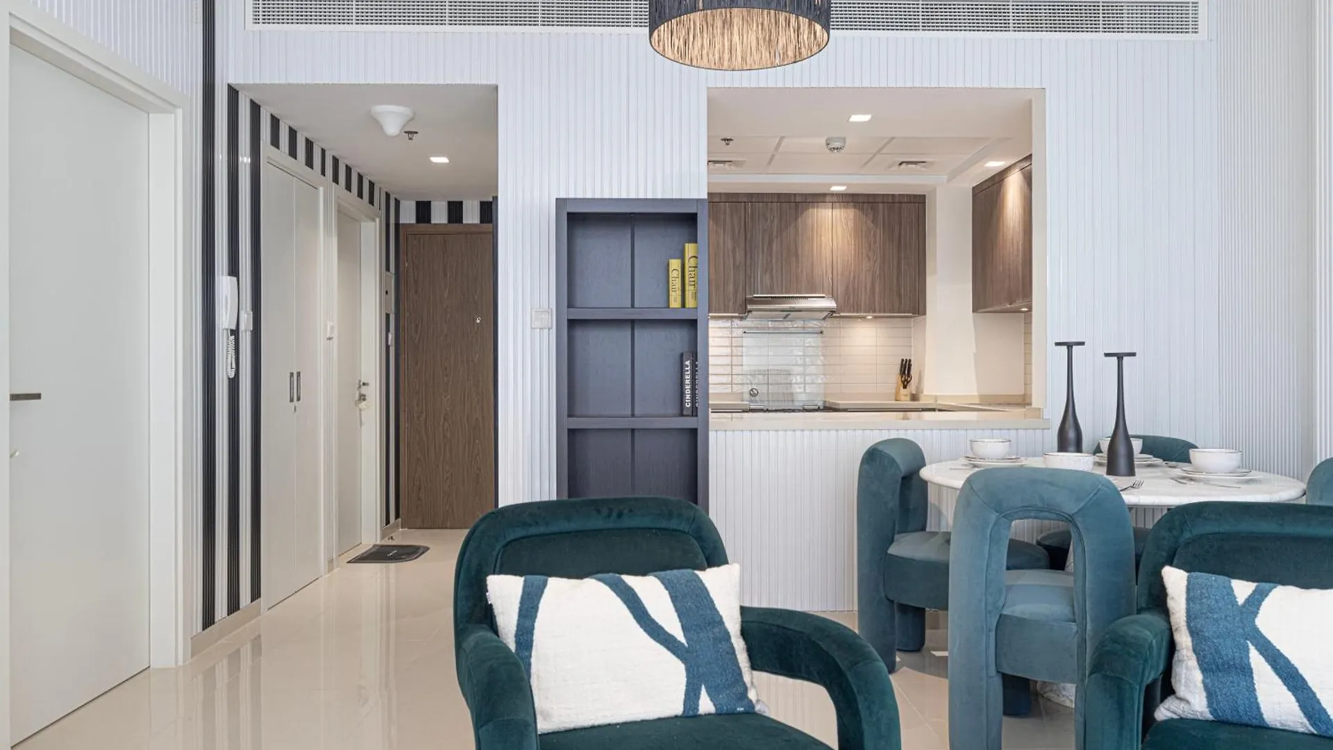 Emerald Edition By Blue Cloud Sharjah Apartment