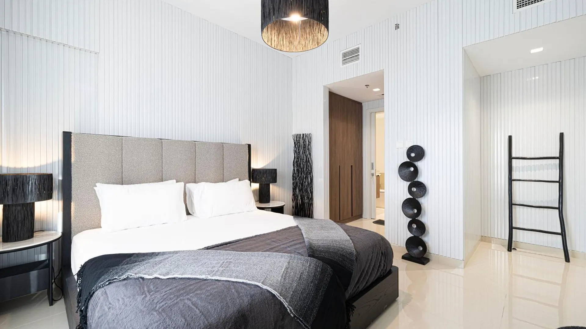 Emerald Edition By Blue Cloud Sharjah Apartment